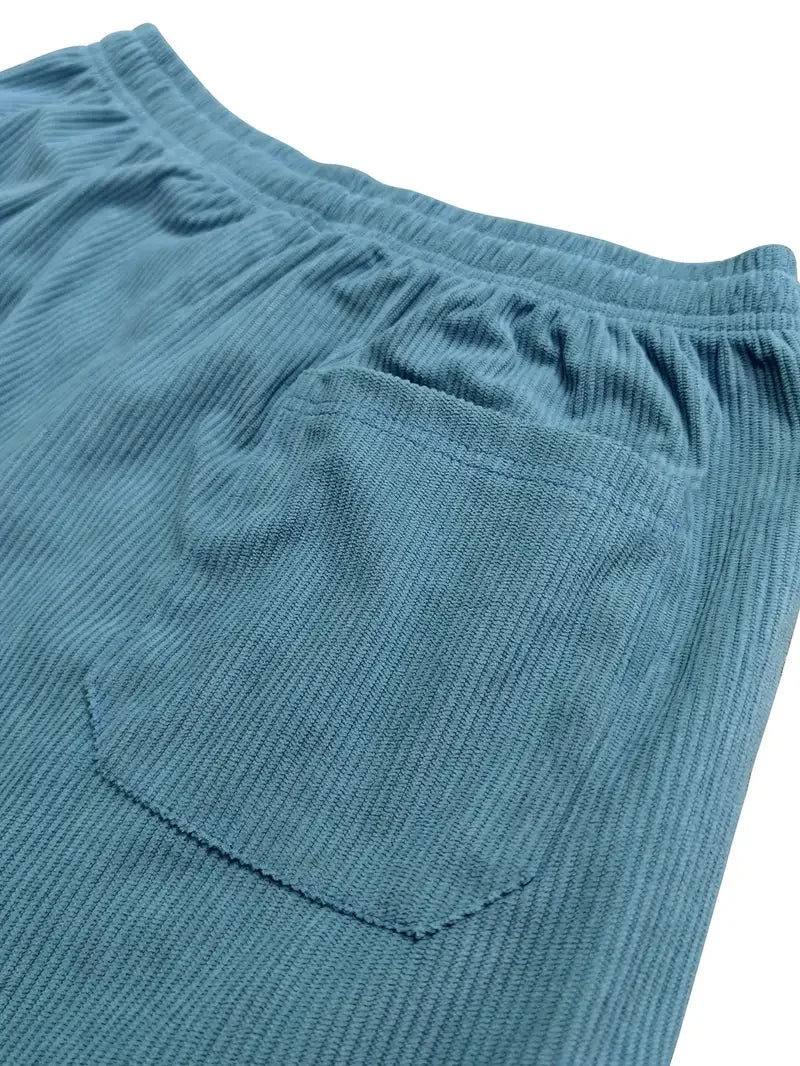 Pantalones Urban Comfort de THE LJM en color gris, con diseño cómodo y moderno para uso casual.
