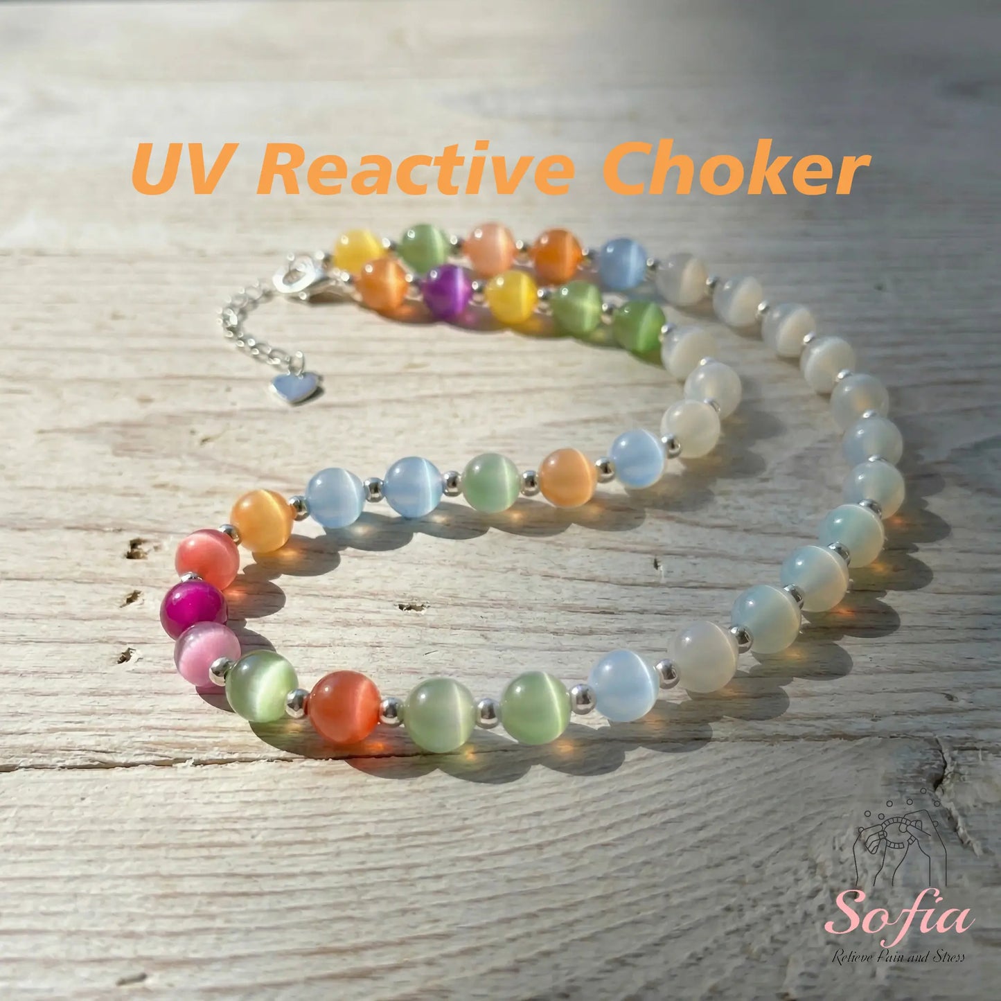 Collar choker de perlas arcoíris Dopamine Sofia de THE LJM, UV reactivo, resistente al agua y de acero inoxidable, apto para verano