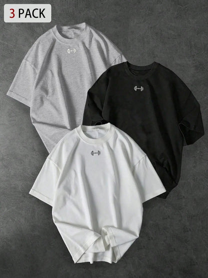Conjunto de colección Power Basic de THE LJM, con prendas básicas en tonos neutros, en vista frontal.